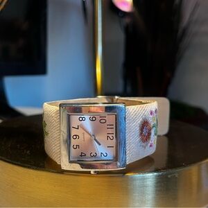 Vintage Floral Embroidered Canvas Watch - Square Face Quartz